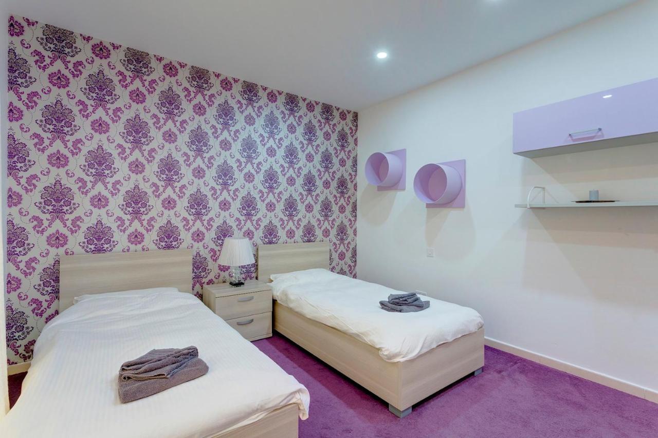 Luxury Apt W/ Side Seaviews And Pool, Top Location Sliema Exterior photo